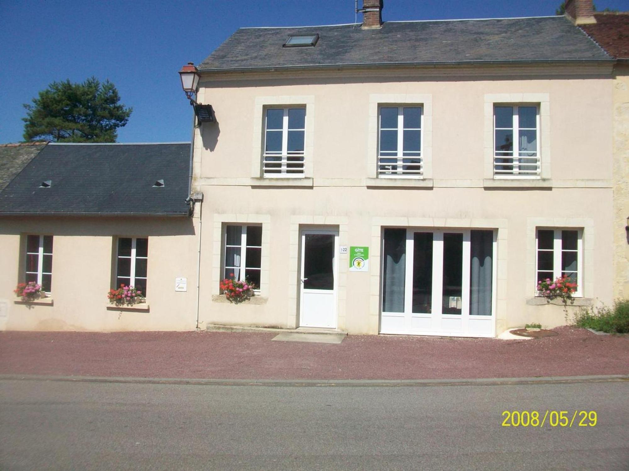 Maison Percheronne Spacieuse Avec Billard, Babyfoot, Et Jardin Clos, Animaux Bienvenus ! - Fr-1-497-65 La Mesniere Екстериор снимка